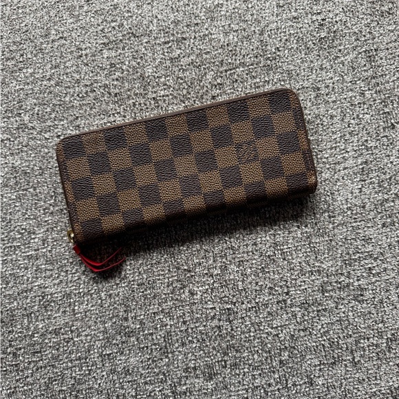 Louis Vuitton Damier Ebene Clemence Wallet - Picture 9 of 16